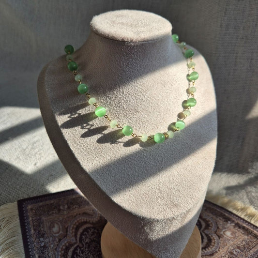 Emerald Bloom - Handmade beaded necklace